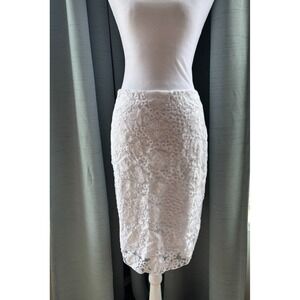 Metaphor Women's Embroidered Lace Pencil Skirt White Work Bridal Layered Size 4‎